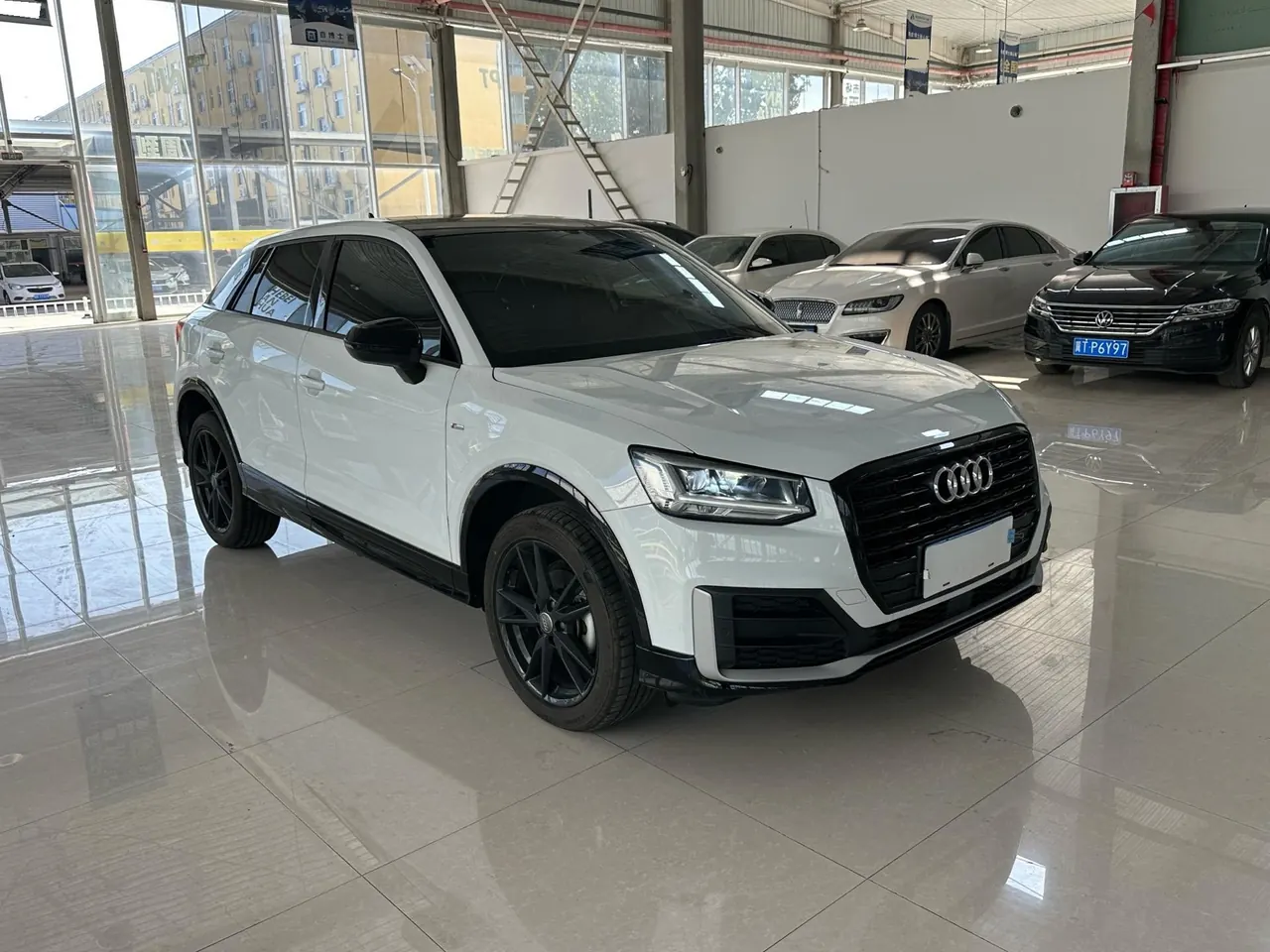 Audi 2021 Q2L 1.4TFSI 35TFSI Fashion Dynamic Automatic 2