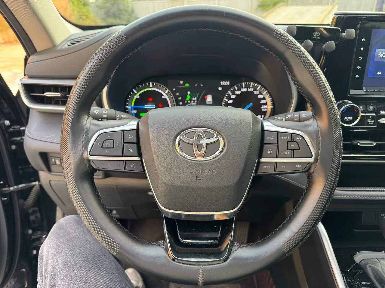 Toyota 2024 Highlander Dual Engine 2.5 Stepless Intelligent Electric Hybrid Four-wheel Drive Deluxe Edition 7-seat Automatic Transmission 10
