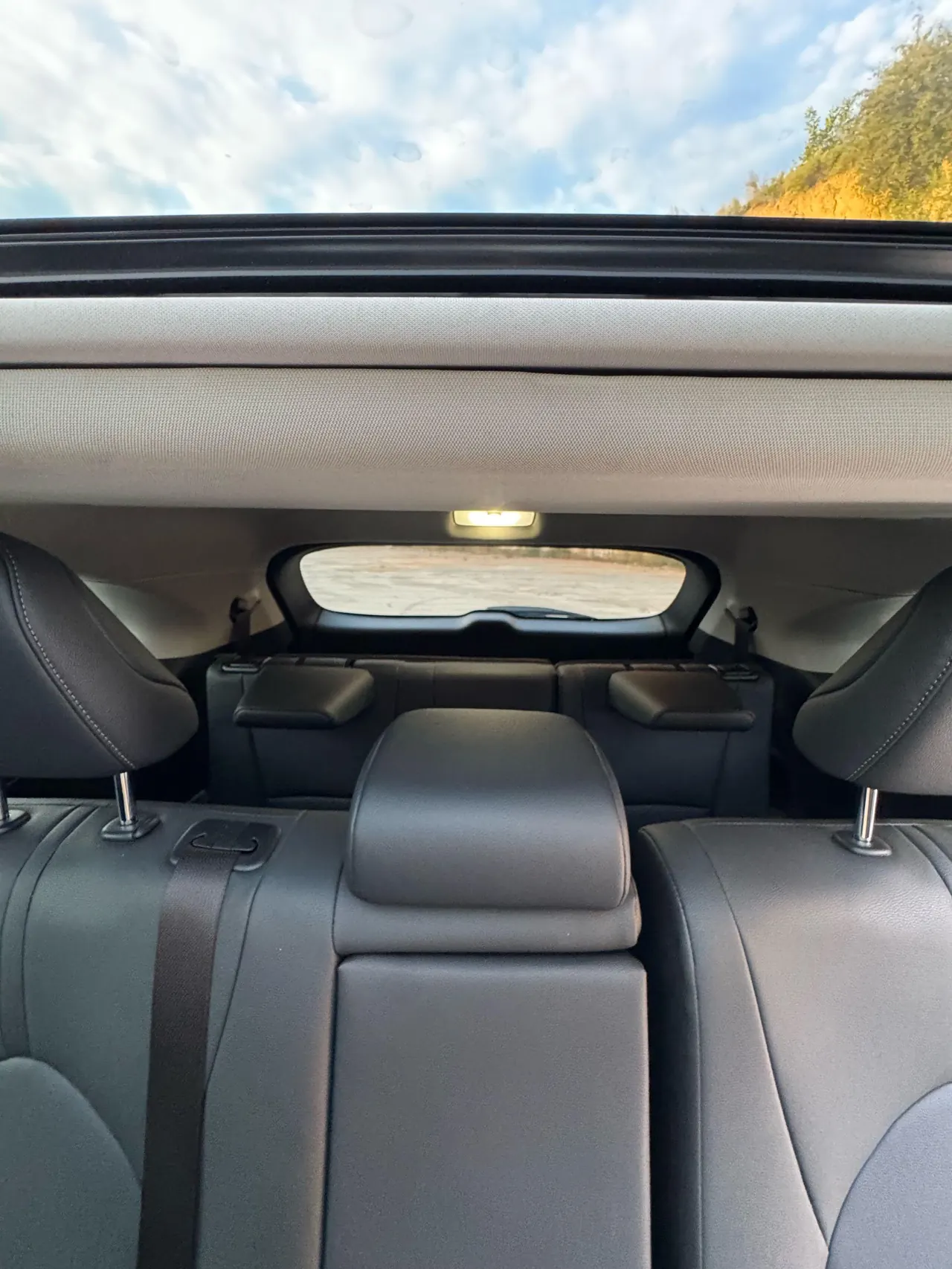 Toyota 2024 Highlander Dual Engine 2.5 Stepless Intelligent Electric Hybrid Four-wheel Drive Deluxe Edition 7-seat Automatic Transmission 16