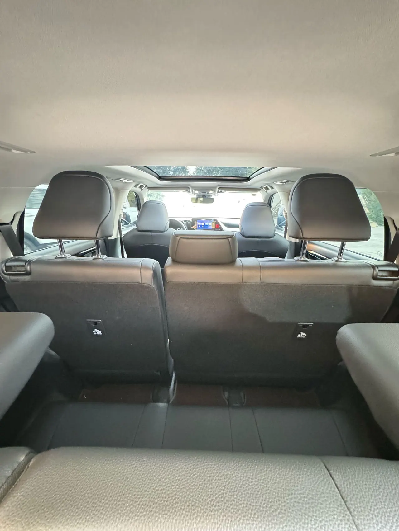 Toyota 2024 Highlander Dual Engine 2.5 Stepless Intelligent Electric Hybrid Four-wheel Drive Deluxe Edition 7-seat Automatic Transmission 19