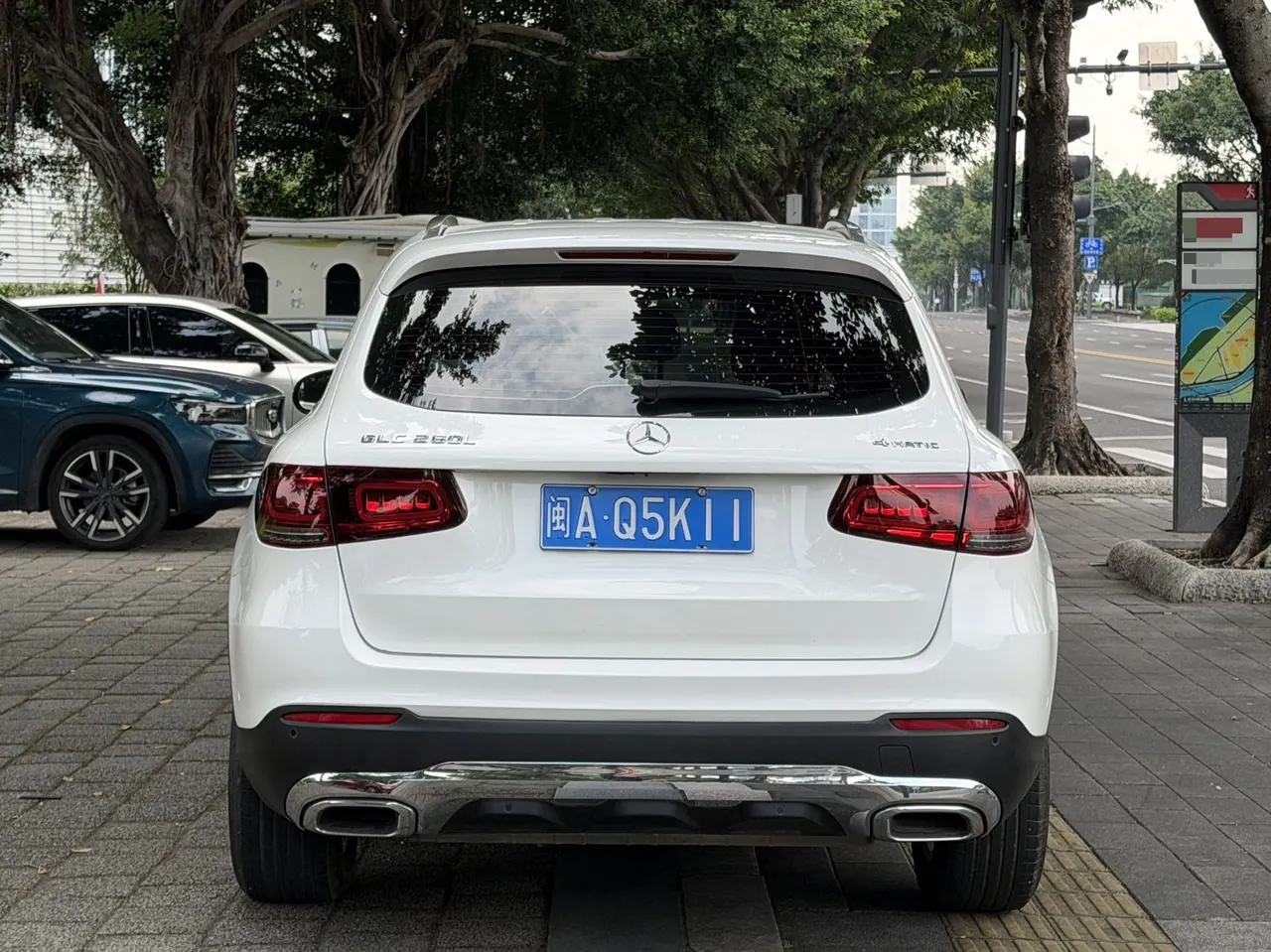 Mercedes Benz 2021 GLC 260 L 4MATIC 2.0T Dynamic Automatic 3