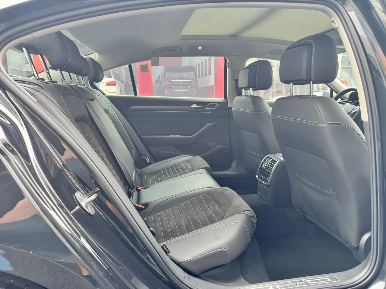 Volkswagen 2021 Magotan 2.0TSI 330TSI 30th Anniversary Edition Automatic Gear 5