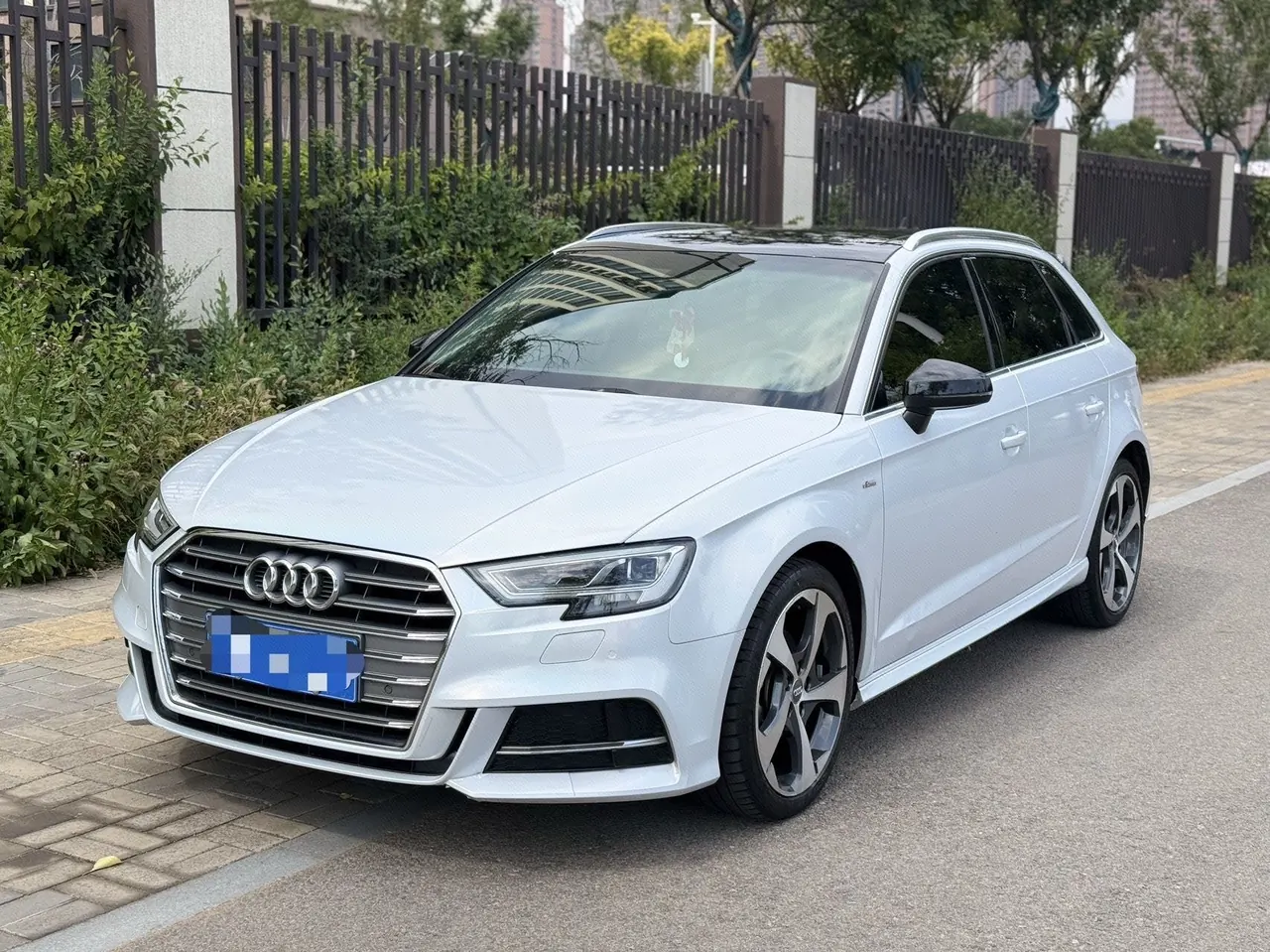 Открыть галерею: Audi 2020 A3 Sportback 1.4TFSI 35TFSI sports automatic