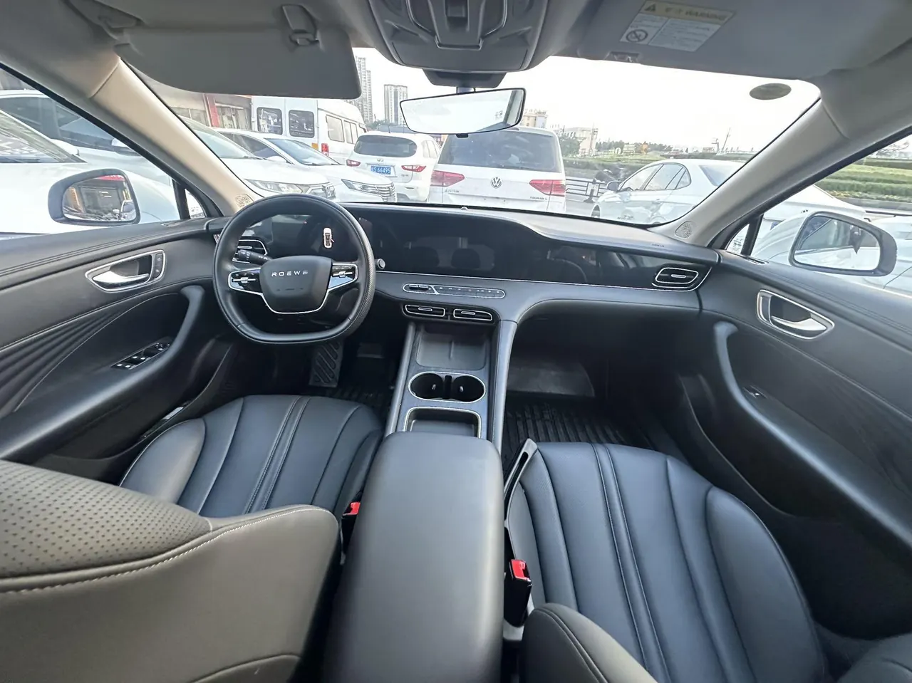 Roewe 2025 D7 DMH 1.5 World Championship Edition Automatic Gear 5