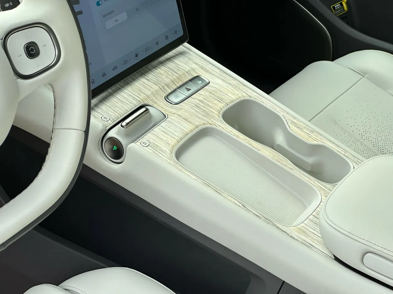 NIO 2021 ET7 70kWh automatic gear 14