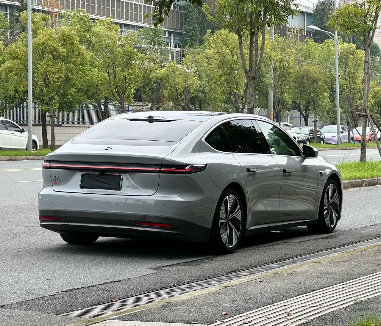 NIO 2021 ET7 70kWh automatic gear 3