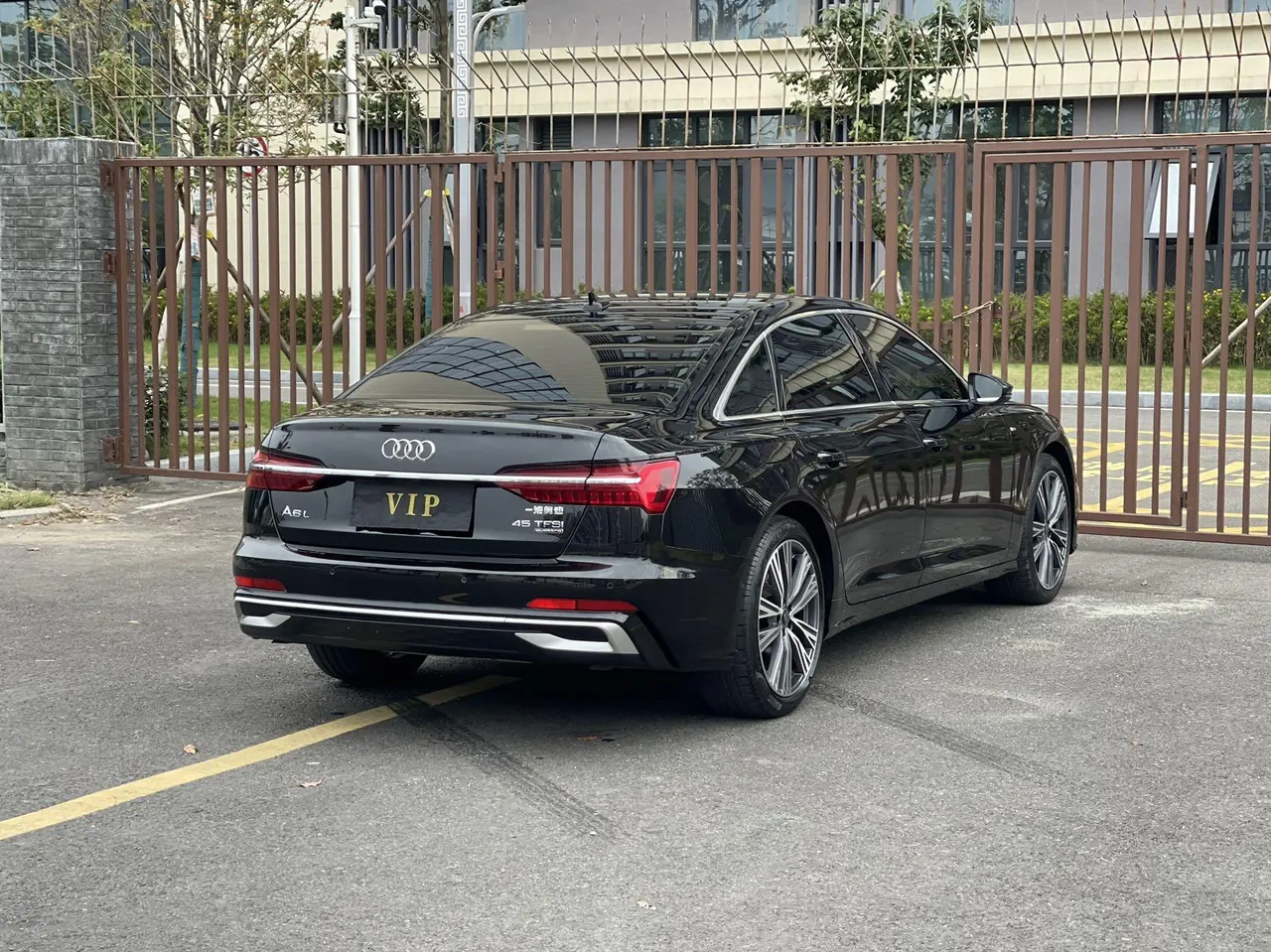 Audi 2024 A6L 2.0TFSI 45TFSI Quattro Selected Dynamic Automatic 7