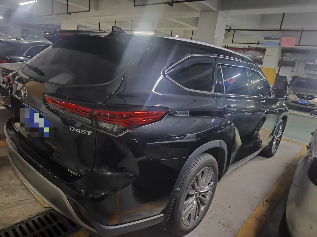 Toyota 2024 Highlander 2.0T 380T 4-wheel drive premium version 7-seat automatic gear 2