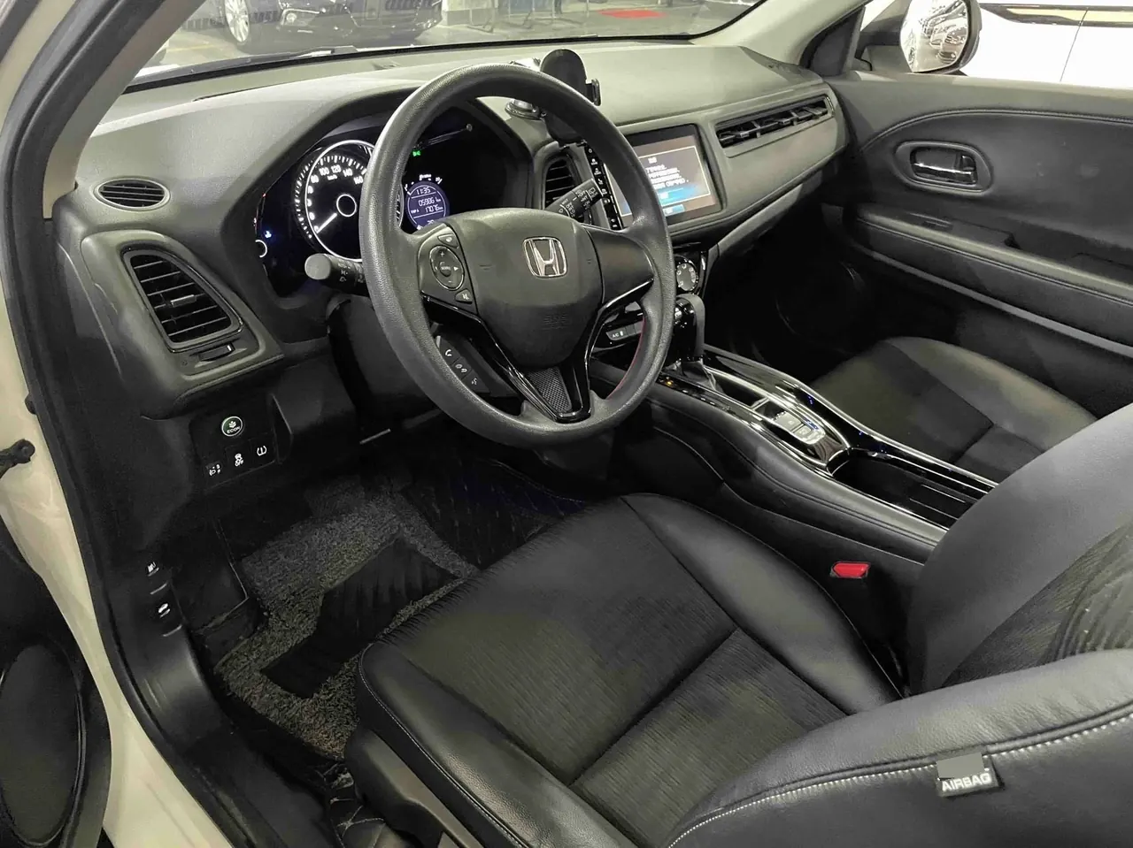 Honda 2020 Binzhi 1.5 stepless luxury automatic transmission 4