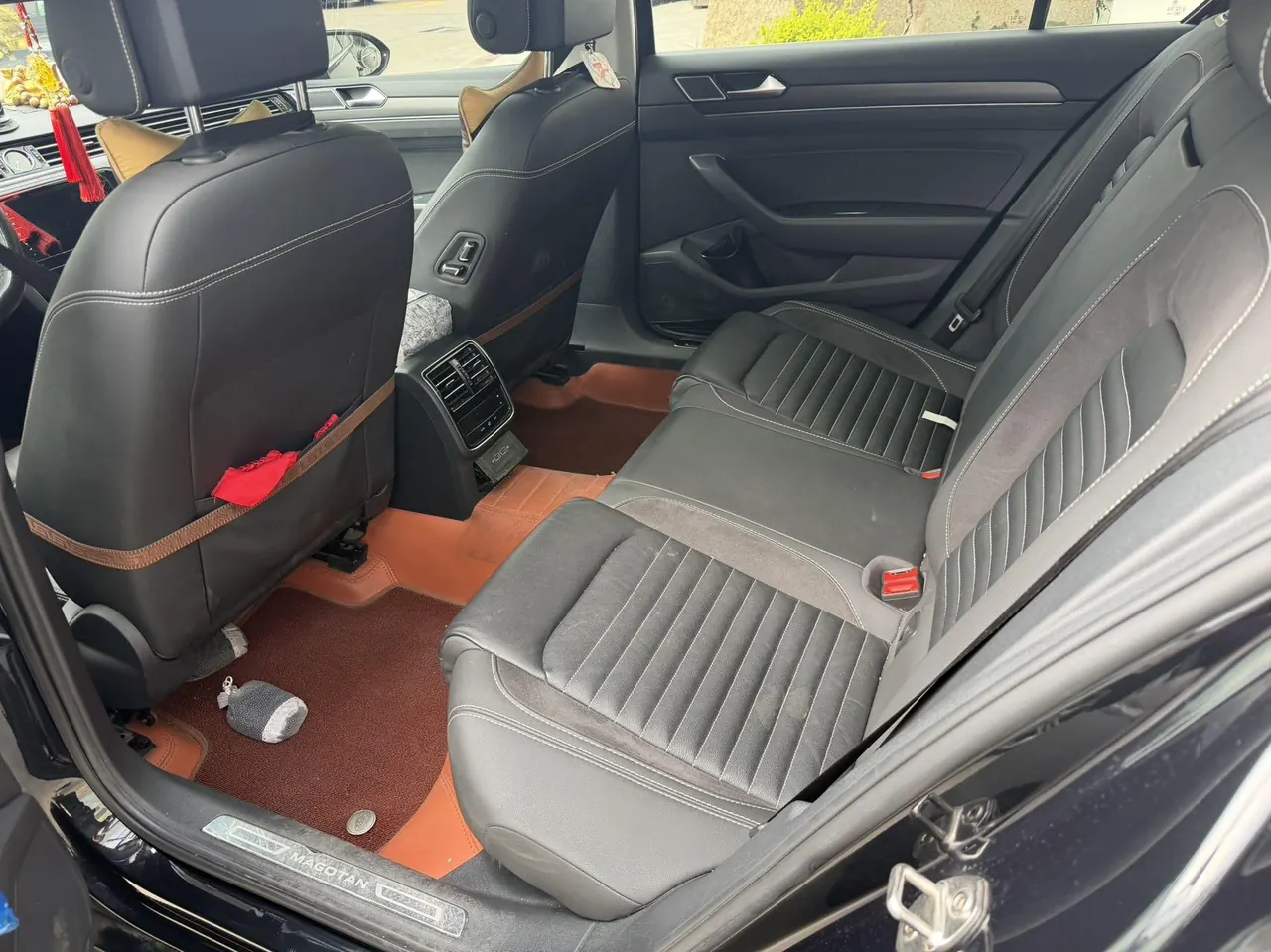 Volkswagen 2020 Magotan 2.0TSI 330TSI Leading Automatic 5
