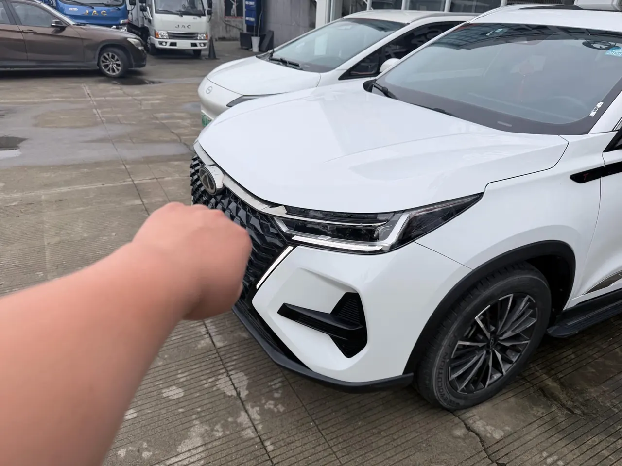 Chery 2022 Ruihu 8 PRO 1.6T 290T Two-Drive Sky Edition 5-seat Automatic Gear 2