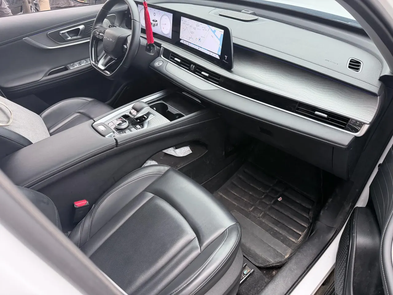Chery 2022 Ruihu 8 PRO 1.6T 290T Two-Drive Sky Edition 5-seat Automatic Gear 5
