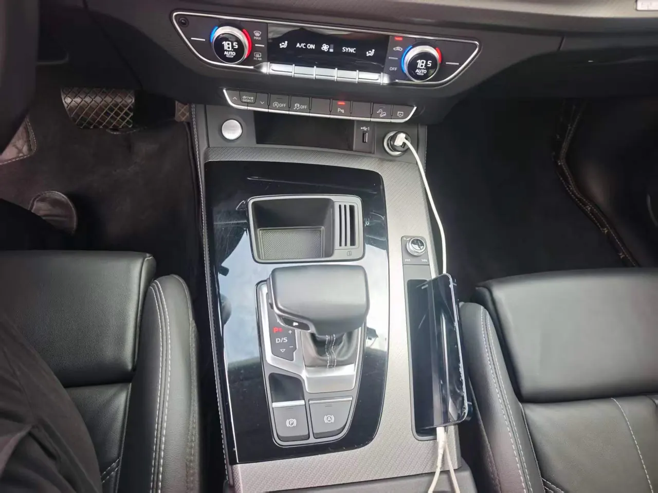 Audi 2022 Q5L 2.0TFSI 40TFSI Fashion Dynamic Automatic 6