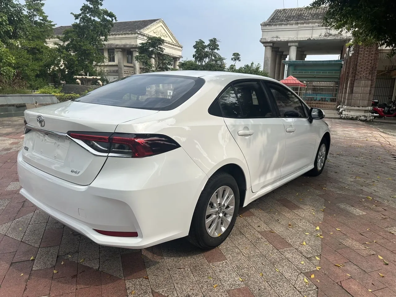Toyota 2022 corolla 1.2T stepless pioneer PLUS version automatic gear 5