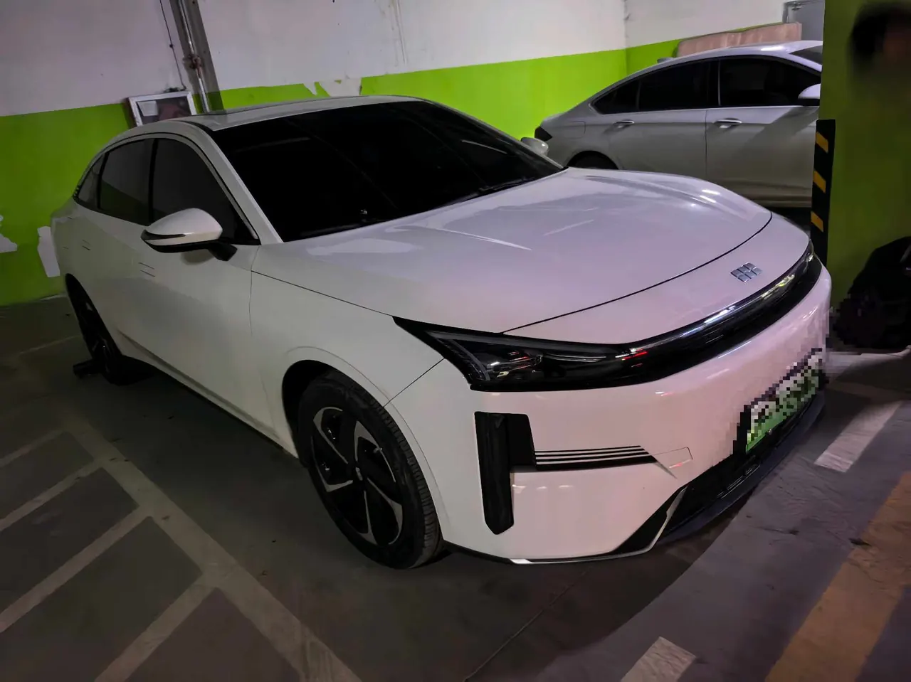 Geely Galaxy 2023 L6 1.5T 60km PLUS automatic gear 2