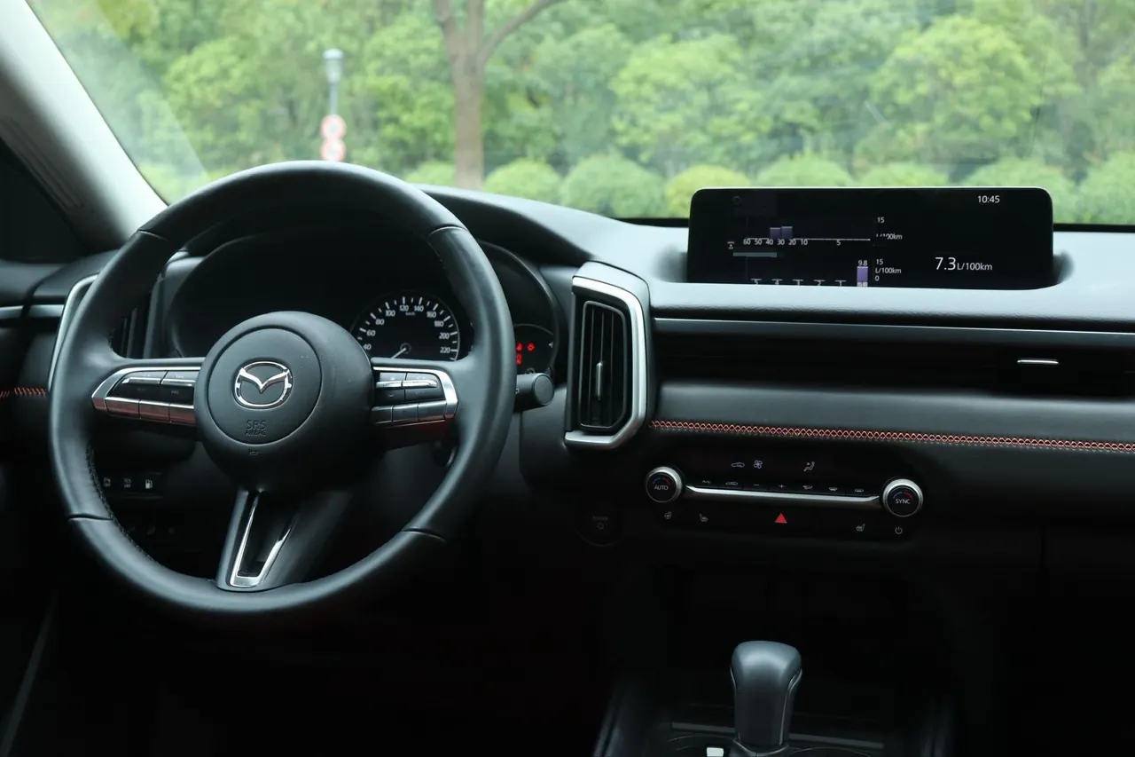 Mazda 2023 CX-50 line also HYBRID 2.5 stepless automatic gear 7