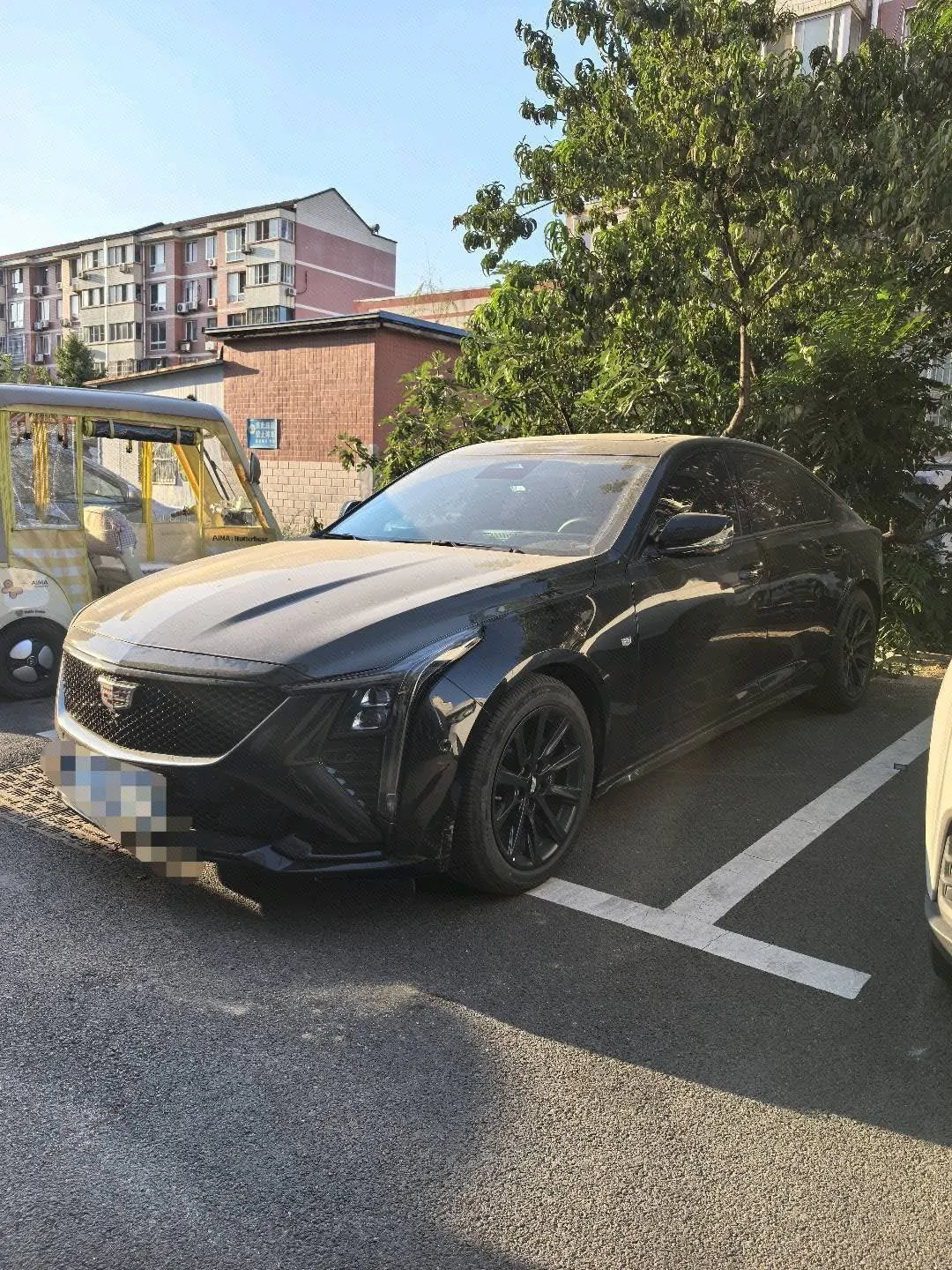 打开图片灯箱：Cadillac 2024 CT5 2.0T 28T honorable automatic gear