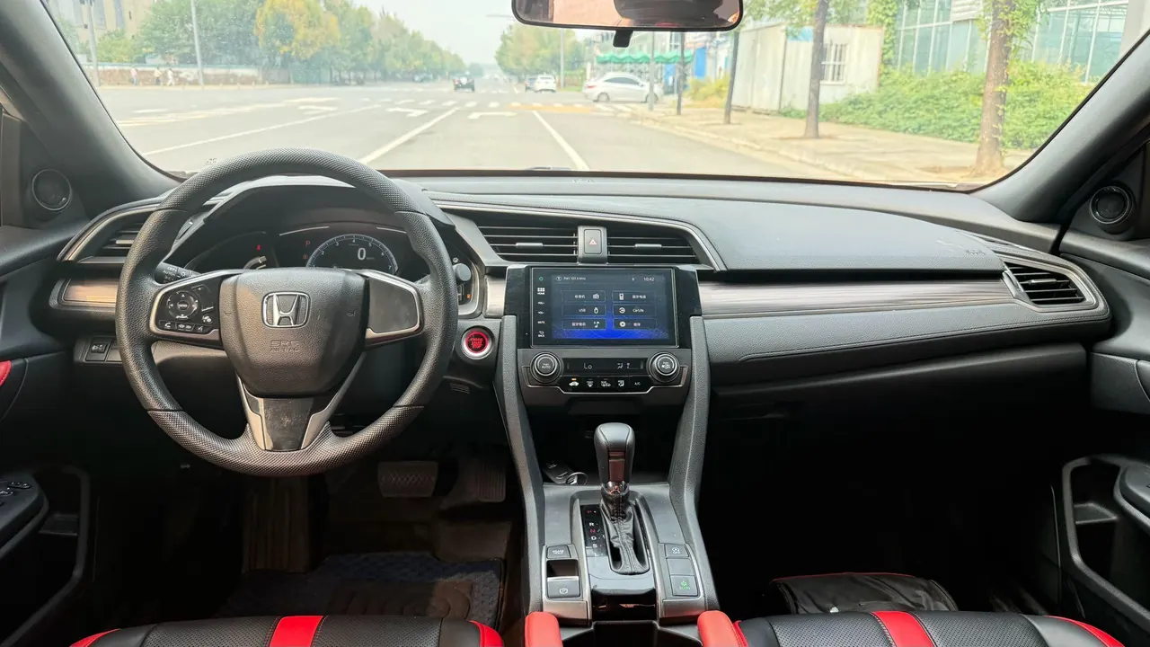 Honda 2021 Civic Hatchback 1.5T Stepless 220TURBO New Sharp Control Automatic Gear 6