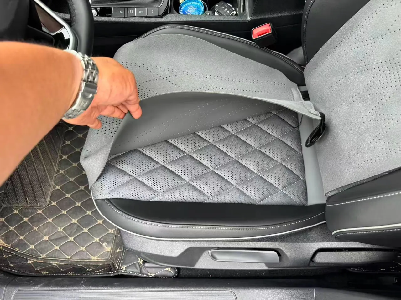 Volkswagen 2025 Sagittarius 1.5TSI 300TSI Exceed Edition (Change 3) Automatic Gear 5