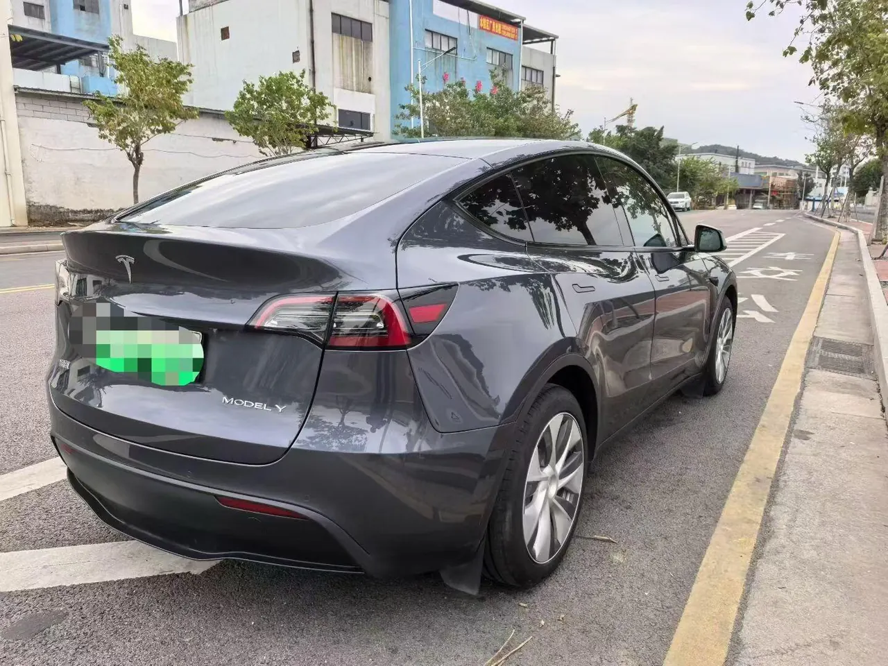 Tesla 2021 Model Y Standard Endurance Rear Drive Automatic Gear 7