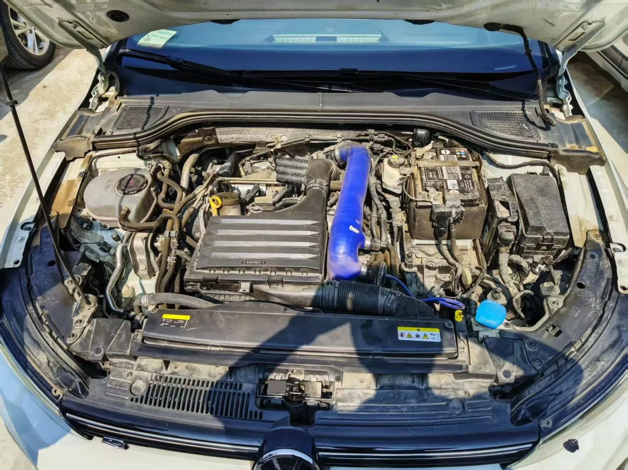 Volkswagen 2023 Golf 8 R-Line 1.4TSI 280TSI Lite (Modified) Automatic Gear 10