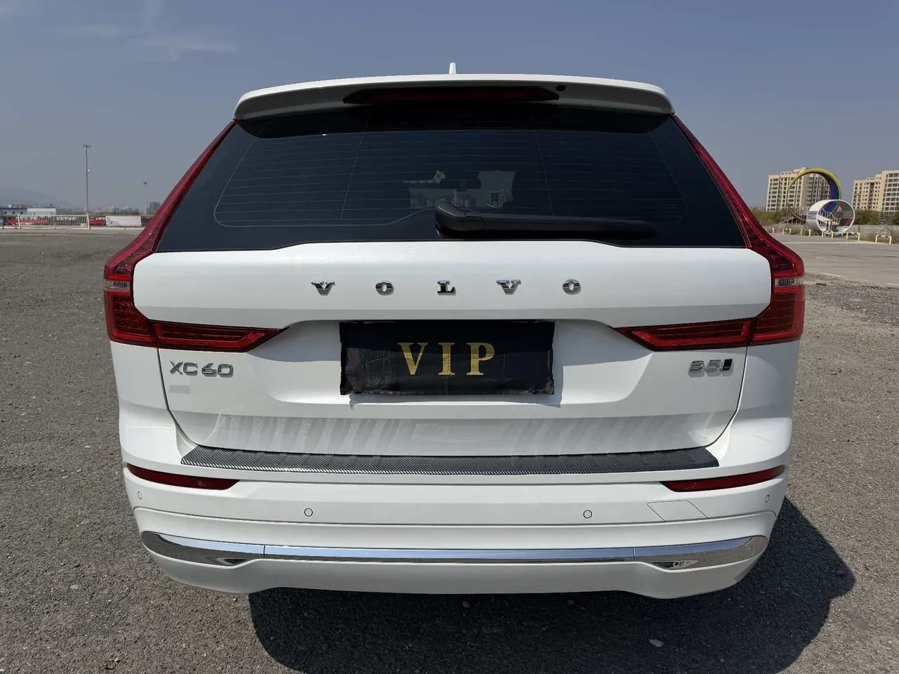 Volvo 2025 XC60 48V 2.0T B5 4-wheel-drive Zhiyi Deluxe Edition Automatic Gear 9