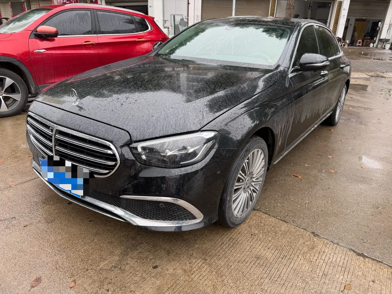 Открыть галерею: Mercedes Benz E Class 2021 E 300 L 2.0T Luxury Automatic Gear