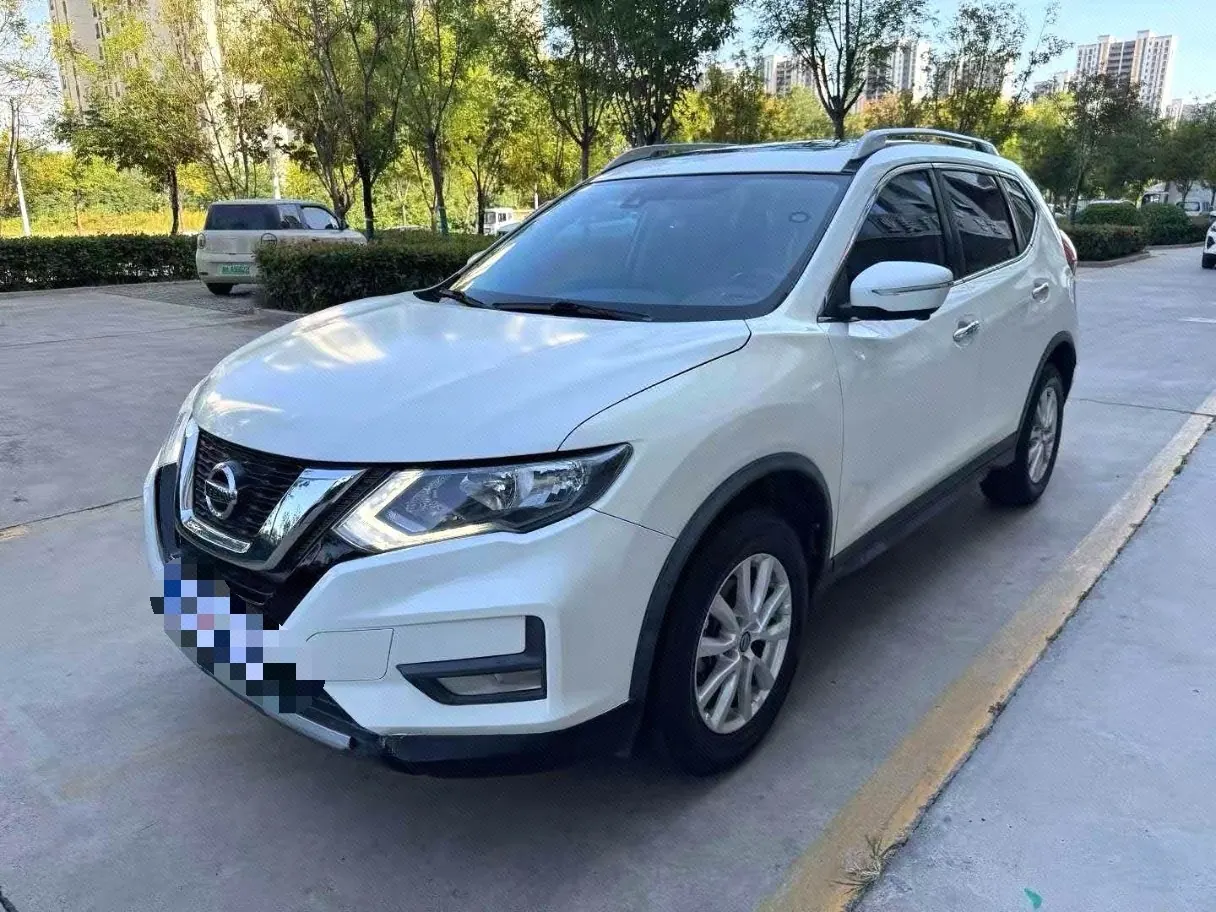 Открыть галерею: Nissan 2020 Qijun 2.0 Stepless XL ITS Two-Drive Comfort Edition Automatic Gear