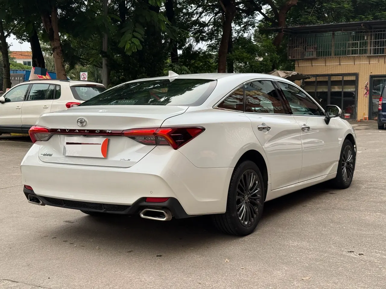 Toyota 2022 Asian Dragon 2.0 Stepless XLE Premium Edition Automatic Gear 5
