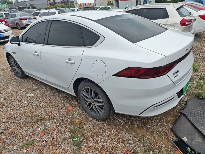 BYD 2023 Qin PLUS DM-i 1.5 stepless champion version leading 120KM automatic gear 6
