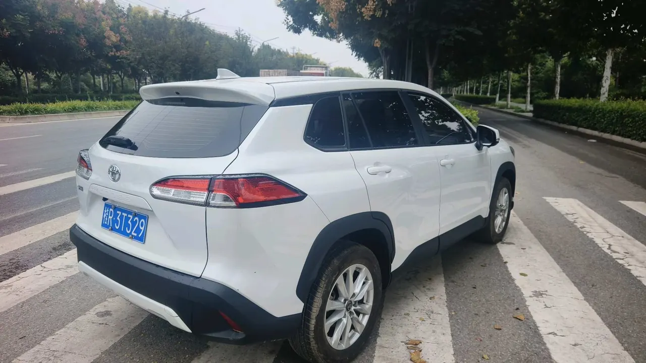 Toyota 2024 Corolla Cross 2.0 CVT Pioneer Edition, Automatic Transmission 4