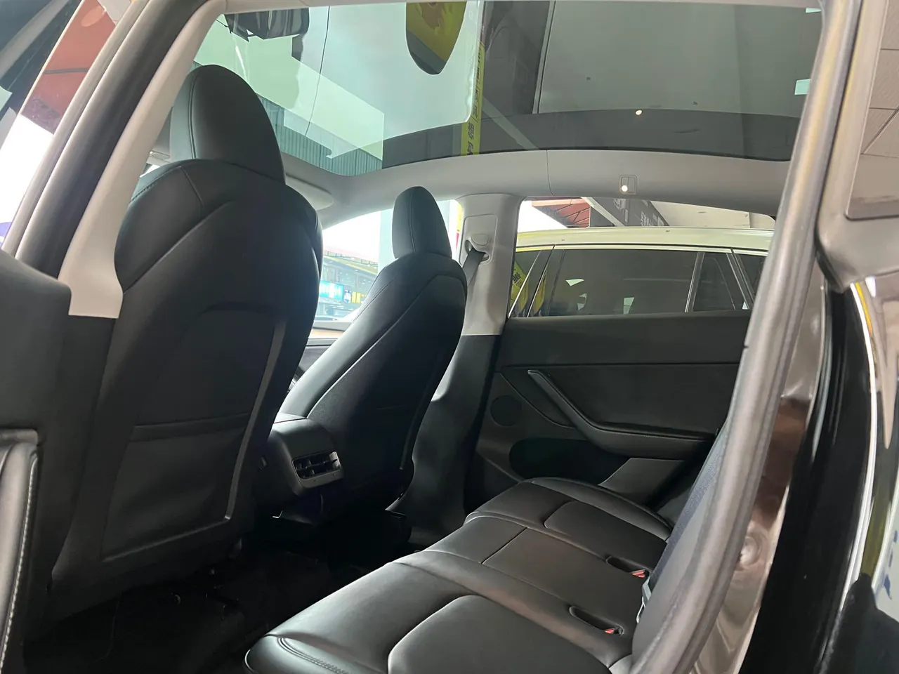 Tesla 2022 Model Y rear-wheel drive version (facelift) automatic gear 4