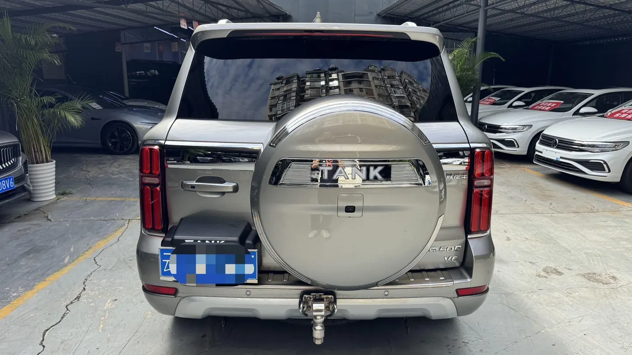 Tank 2022 Tank 500 48V 3.0T Sports Edition Dengfeng 7-seat Automatic Gear 8