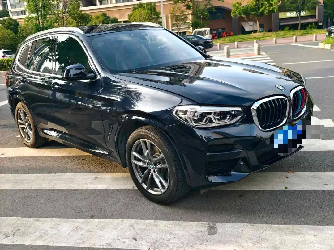 BMW 2020 X3 xDrive28i 2.0T M sports suit automatic gear 2