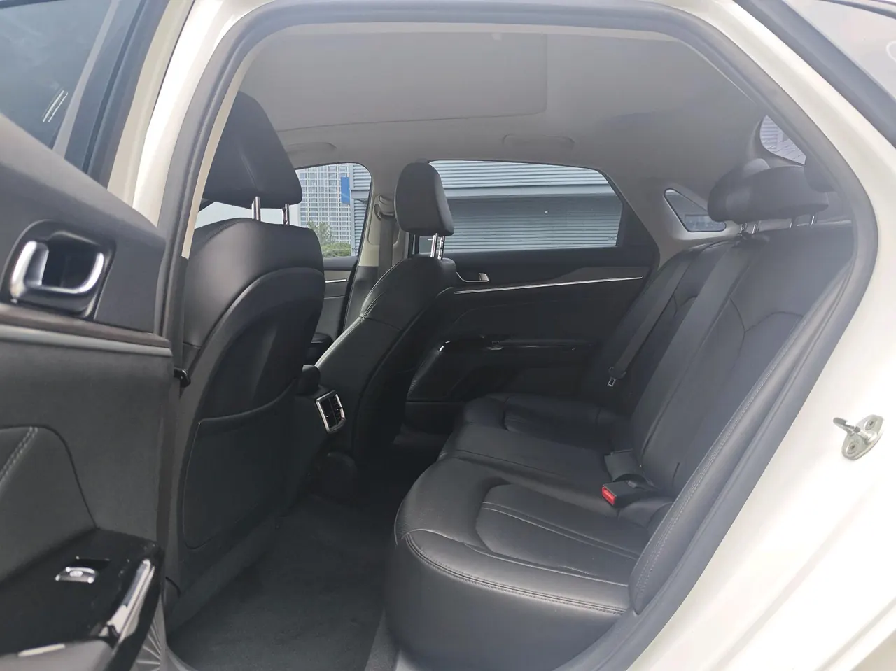 Kia 2021 K5 Keku 1.5T 270T CVVD New Edition Automatic Gear 3
