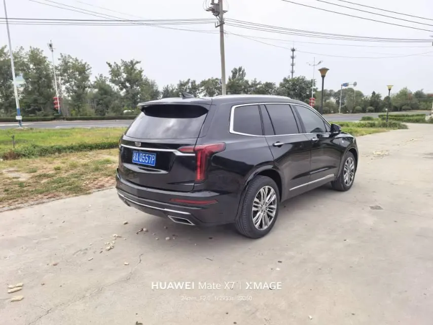 Cadillac 2022 XT6 48V 2.0T 6-seat two-wheel drive luxury automatic gear 5