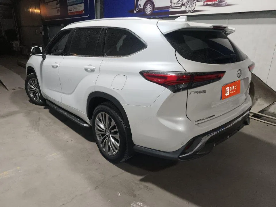 Toyota 2022 Highlander 2.0T 380T 4-wheel drive premium version 7-seat automatic gear 6