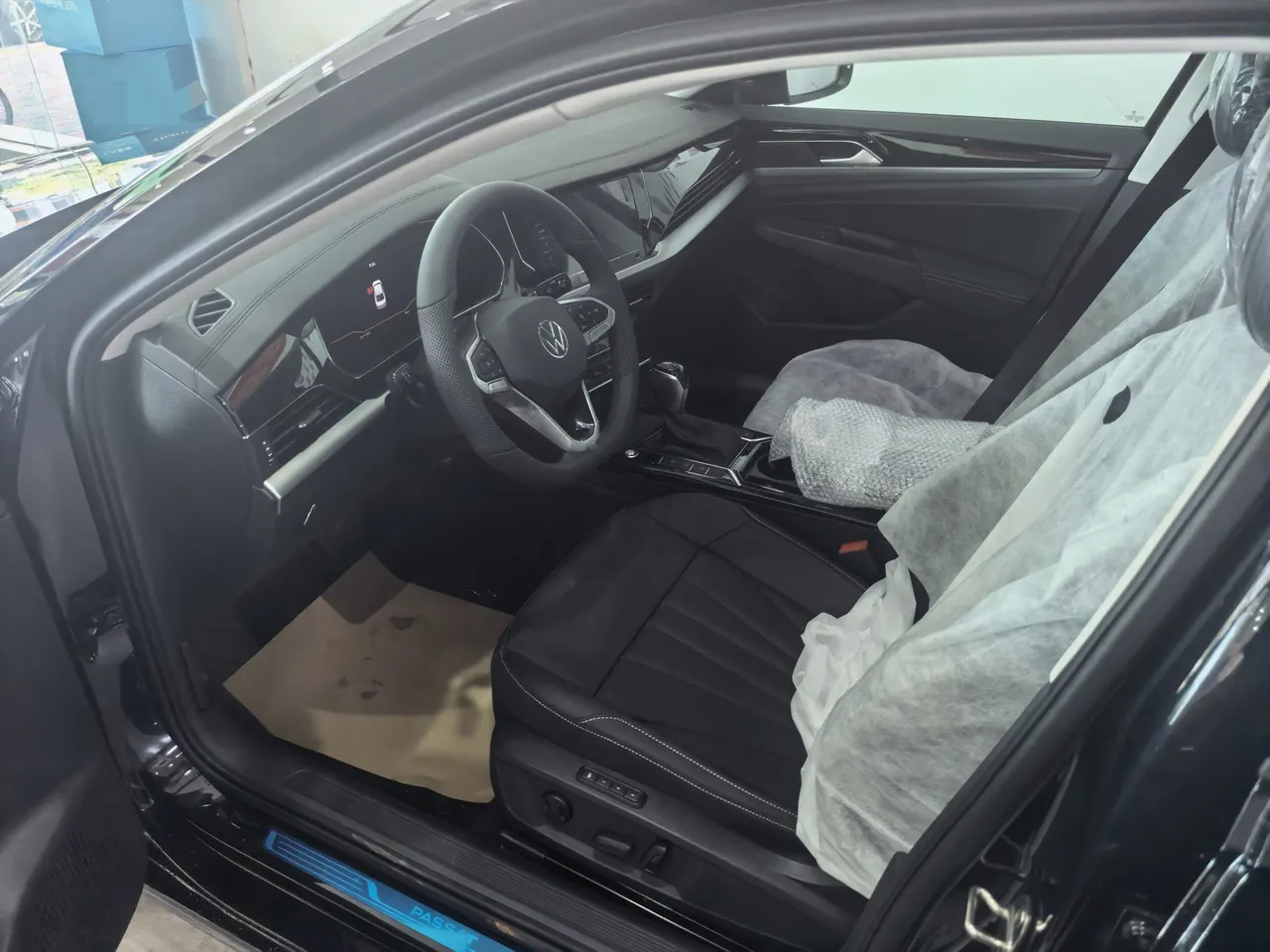 Volkswagen 2026 Passat 2.0TSI 380TSI outstanding star dragon version automatic gear 7