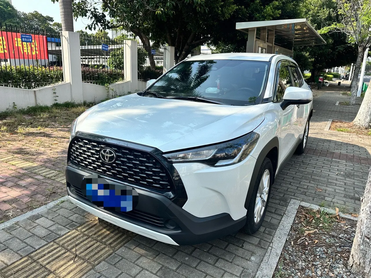 打开图片灯箱:Toyota 2023 Corolla Sharp 2.0 Stepless Pioneer Edition Automatic Gear