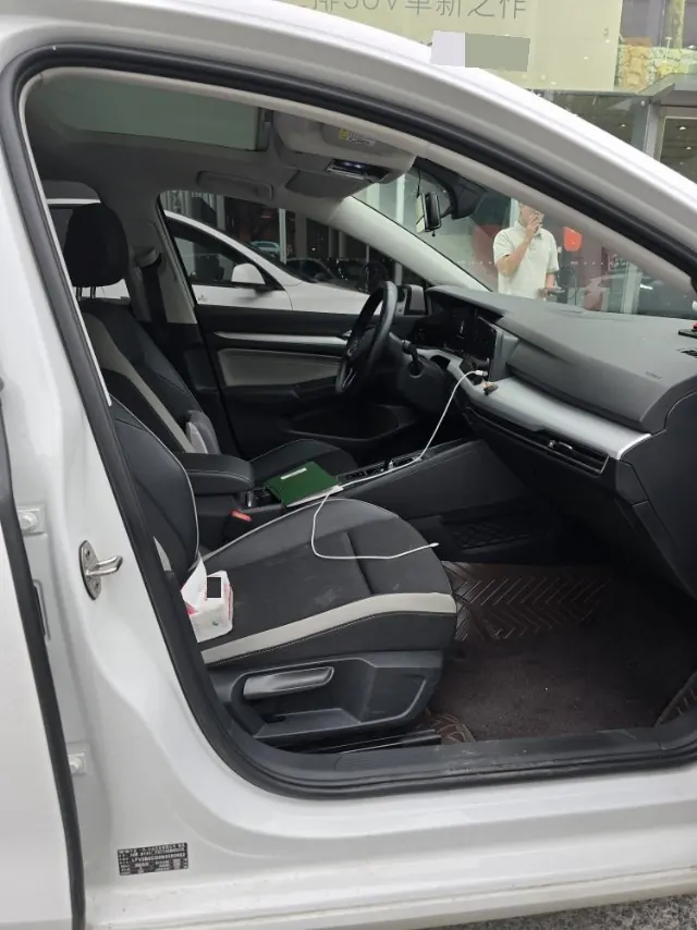 Volkswagen 2021 Golf 8 PRO 1.4TSI 280TSI Automatic 4