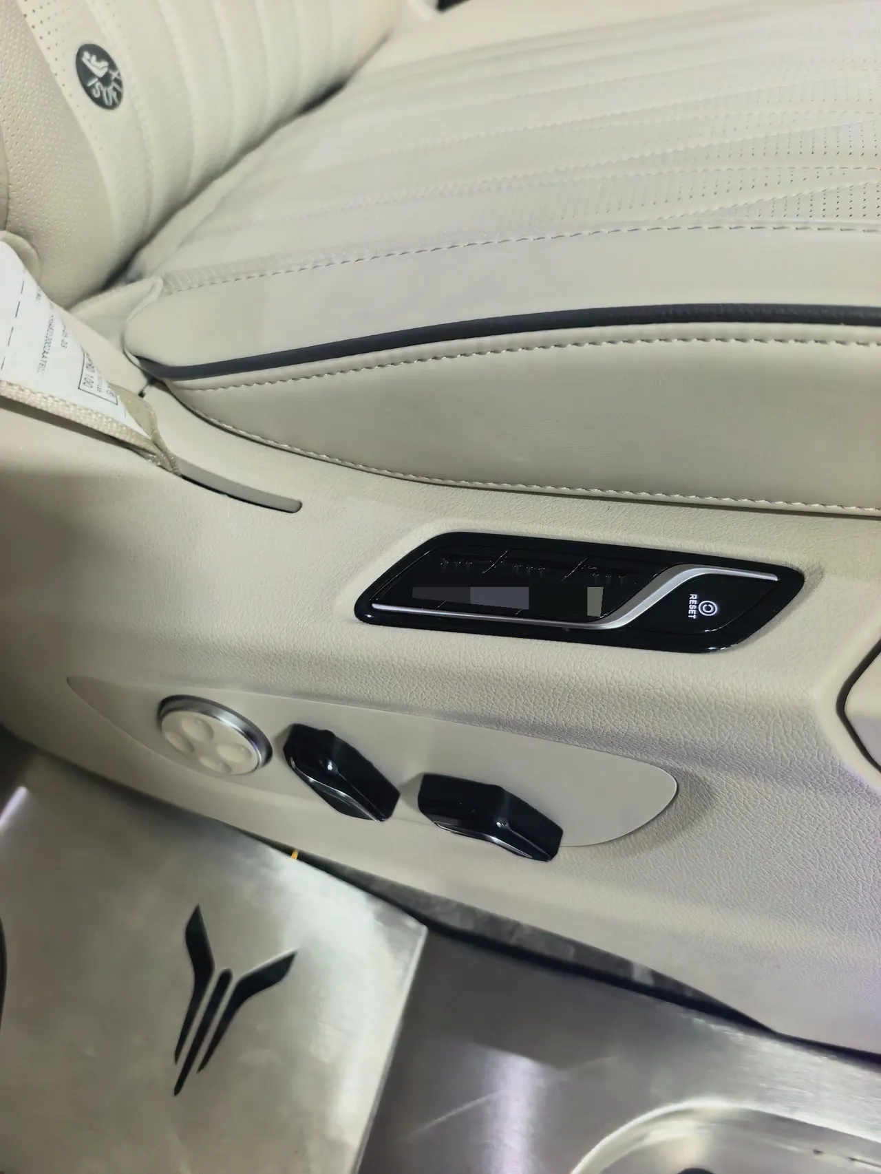 Voyah 2022 Dreamers 1.5T Low Carbon Edition Dream Smart Bag Automatic Gear 3
