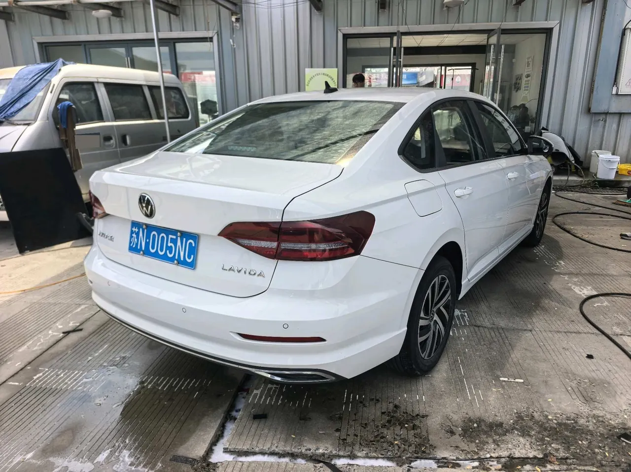 Volkswagen 2022 Lavida 1.5 Comfort Edition Automatic Gear 4