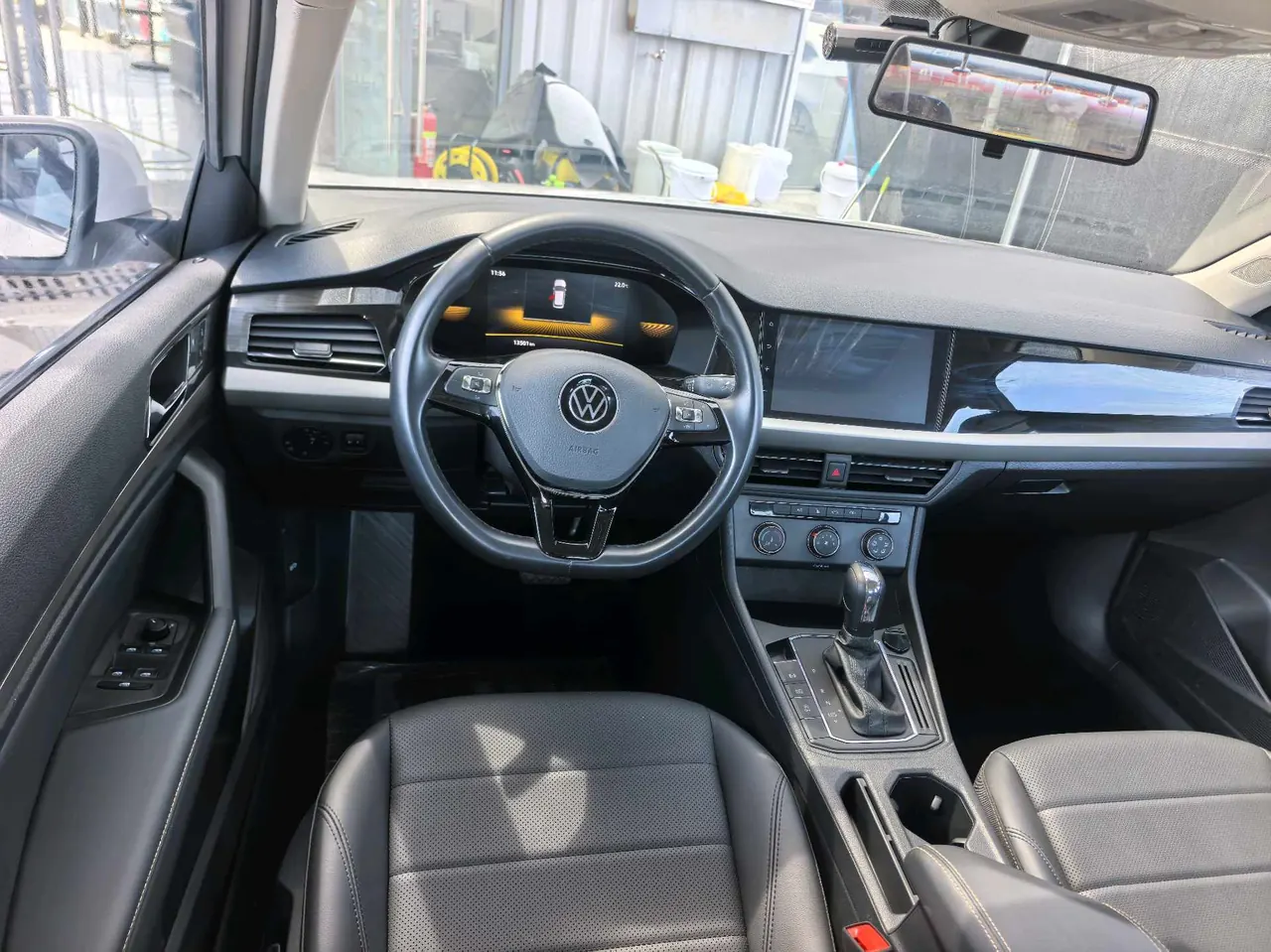 Volkswagen 2022 Lavida 1.5 Comfort Edition Automatic Gear 6