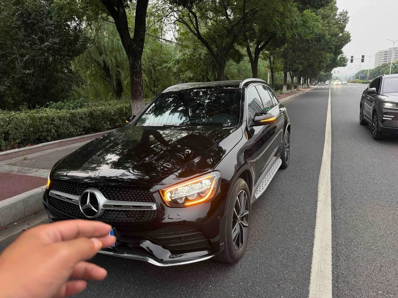打开图片灯箱:Mercedes Benz 2022 GLC 260 L 4MATIC 2.0T Luxury (Change 2) Automatic Gear