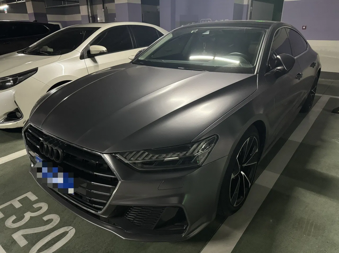打开图片灯箱:Audi A7 (Imported) 2021 A7 Sportback 2.0TFSI 40TFSI Luxury Automatic Gear