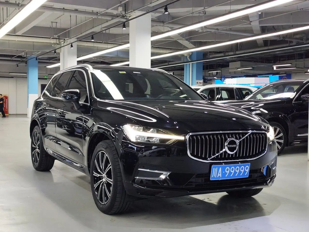 Volvo 2021 XC60 2.0T T5 4-wheel drive Zhiyuan Deluxe Edition Automatic Gear 2