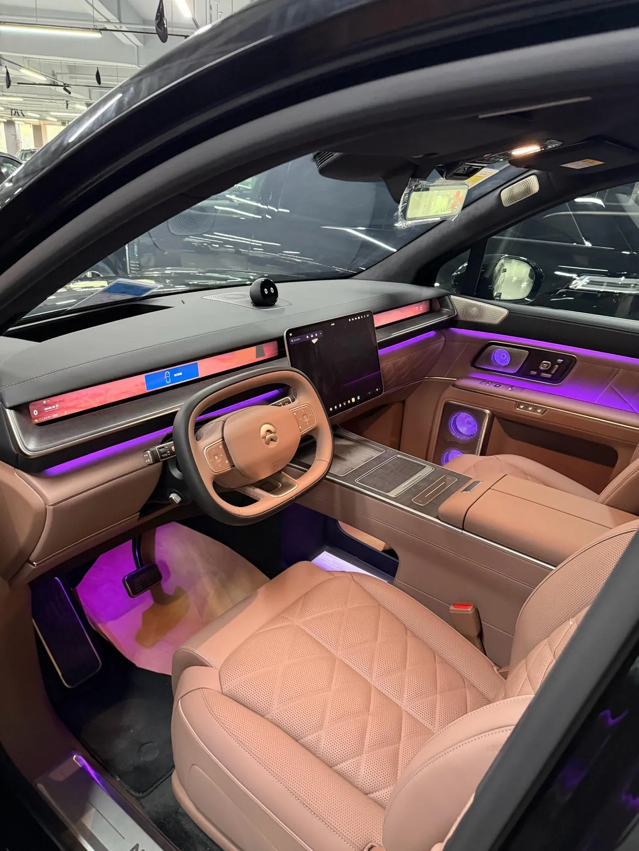 NIO 2026 ES 9 102kWh Executive Island Deluxe Automatic Gear 12