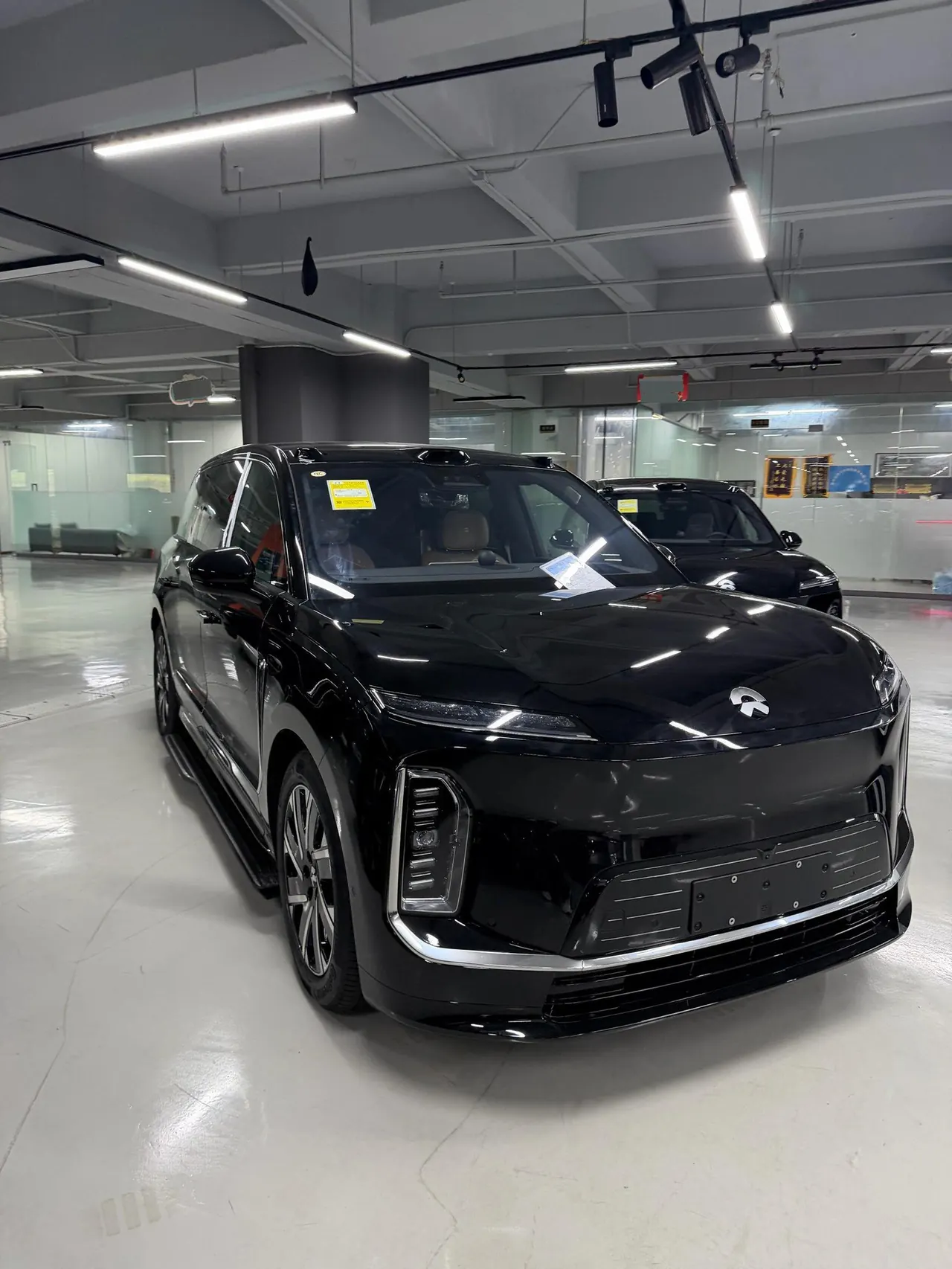 NIO 2026 ES 9 102kWh Executive Island Deluxe Automatic Gear 3