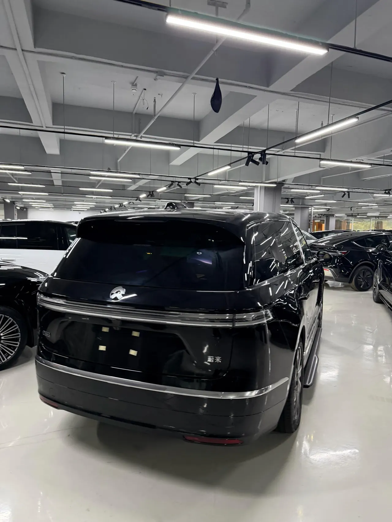 NIO 2026 ES 9 102kWh Executive Island Deluxe Automatic Gear 8