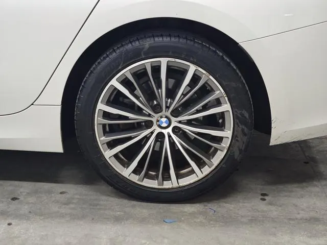 BMW 3 Series 2020 325Li 2.0T First Edition Automatic Gear 6